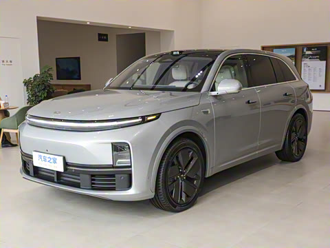 2025�� Pro ���ܻ��°�