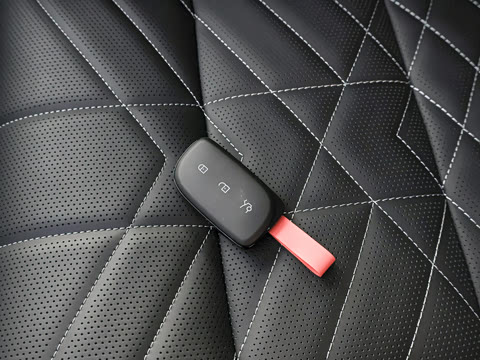 2025�� 240����Ultra H5