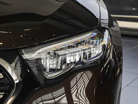 2026�� E 300 L ������