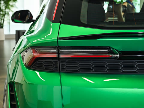 2026�� 4.0T Tettonero �ر��