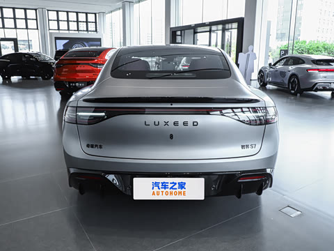 2026�� Ultra (896�߼����״