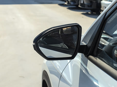 2026�� ��� 2.0L ������DLX