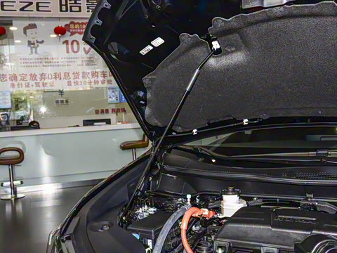 2026�� 2.0L e:HEV ��������