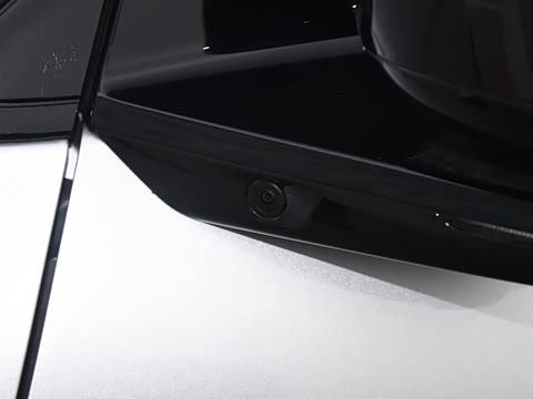 2026�� ���� 1704 Max �Ƽ���