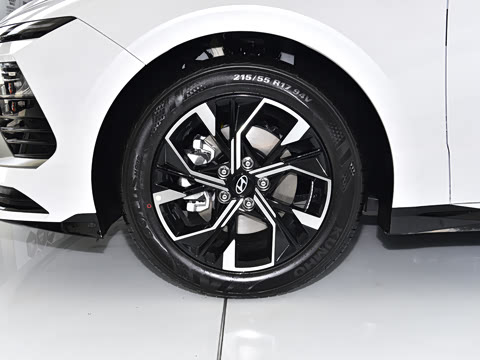2026�� 1.5T Pro