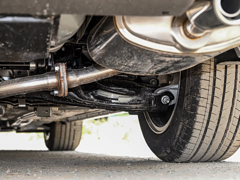 2025�� 2.0L XL-TLS ������