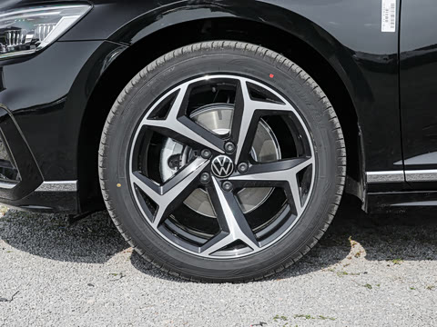 2026�� 3000������ѡ�� 330TSI DSG��Ӣ��