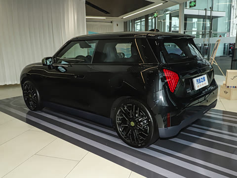 2025�� PAUL SMITH ���ʦ��