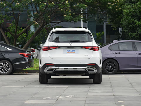 2026�� �Ŀ� GLC 260 L 4MATIC ������