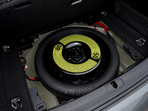 2026�� 200���������� 40 TFSI ���������� B&O ��ҹ��