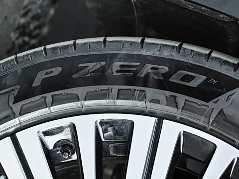 2026�� 102kWh �����е�ǩ����