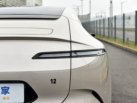 2026�� Ultra ���������