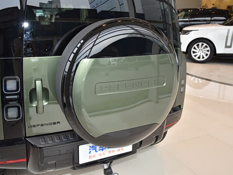 2026�� 110 3.0T P400 �����ر��