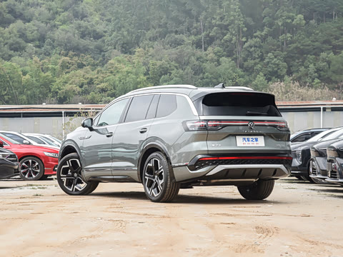 2026�� 450TSI �����콢 6��