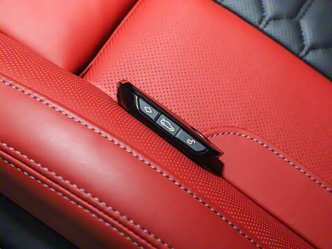 2024�� X5 M ������