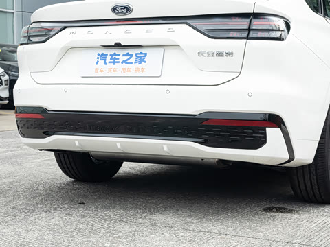 2026��  2.0T  EcoBoost  ������