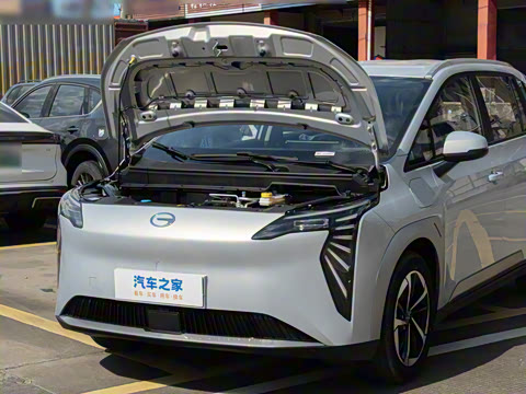 2025�� Plus 610 ������