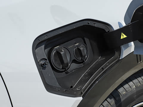 2026�� 610 �����״�Ultra