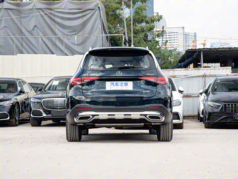 2026�� GLC 300 L 4MATIC ������ 5��