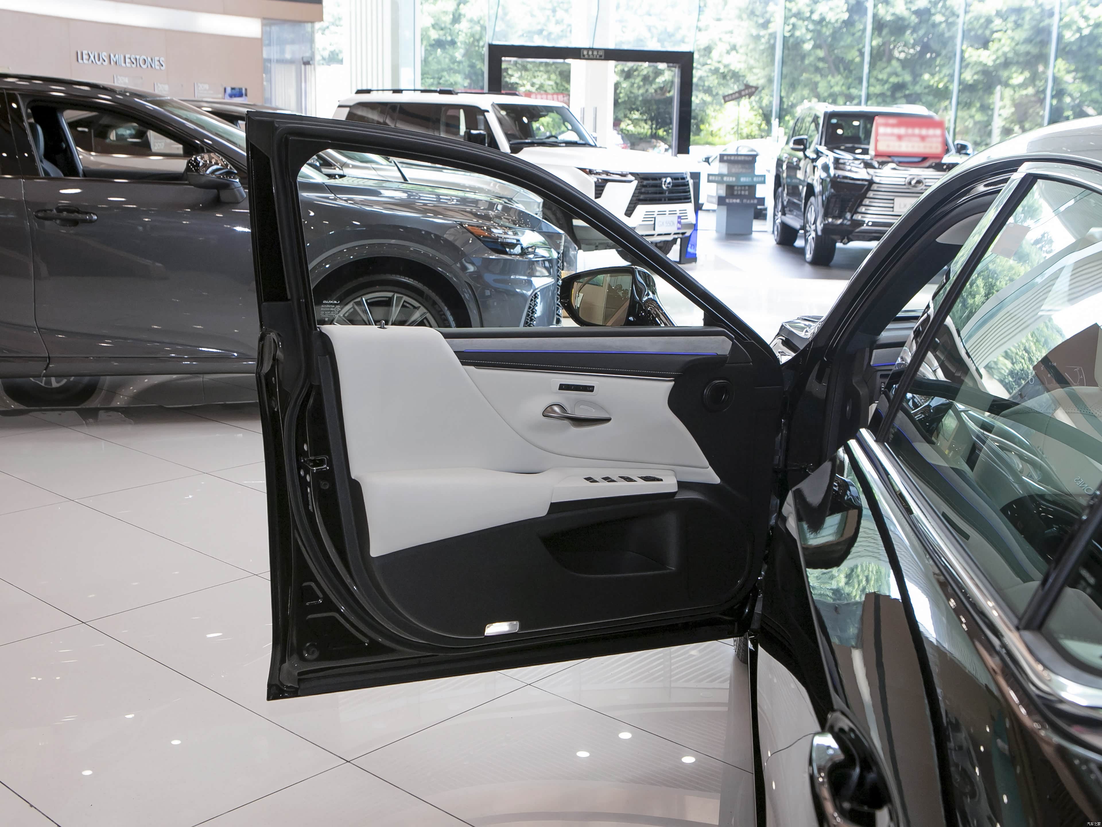 Lexus ES, миниатюра 22