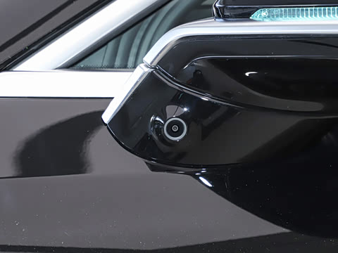 2025�� EV �����콢��