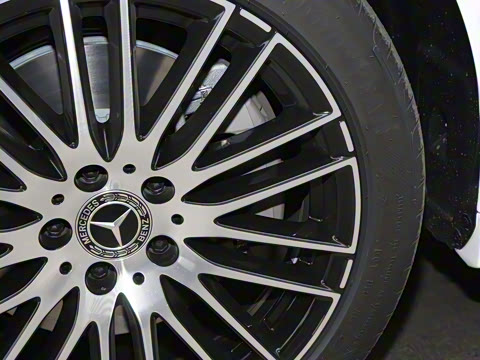 2026�� C 260 L �˶��ر��