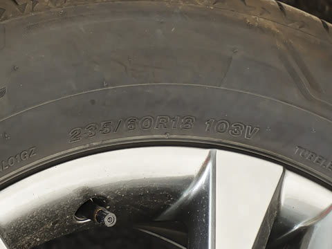 2027�� 2.5L ˫��������԰�