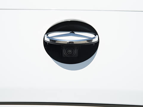 2025�� CLA 260 4MATIC ���ܳ�