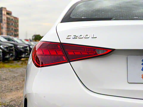 2026�� C 200 L �˶���