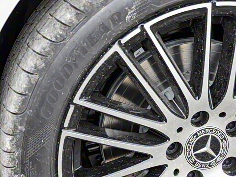 2026�� C 200 L �˶���