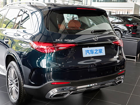 2026�� �Ŀ� GLC 300 L 4MATIC ������ 5��