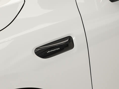 2025�� 550������