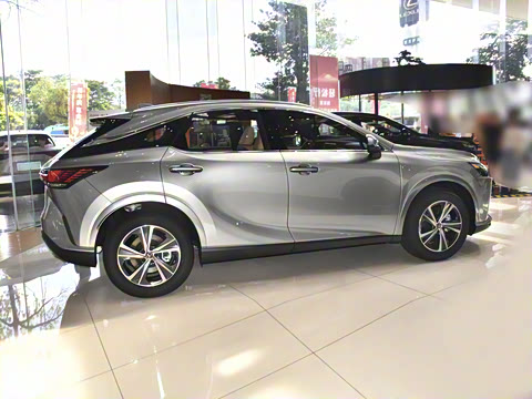 2026�� 350h ����������