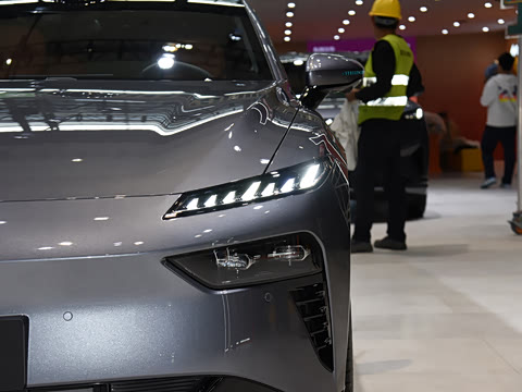 2026 007+  308 Ultra+״