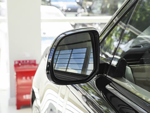 2026�� 3.0 L6 400PS HSE�����