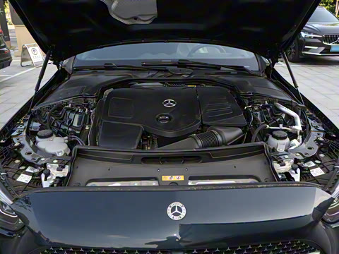 2025�� �Ŀ� C 200 L �˶���