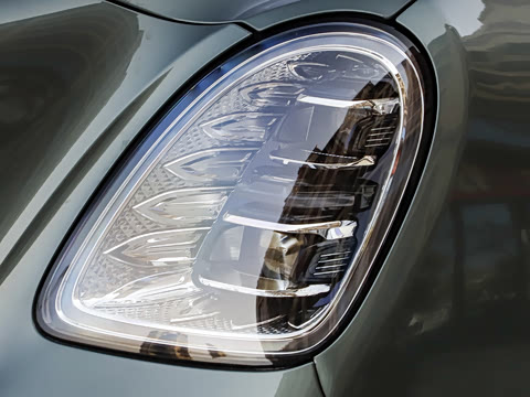 2024�� 3.0T V6��