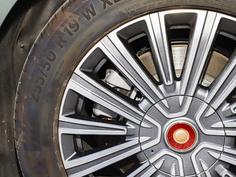 2024�� 3.0T V6��