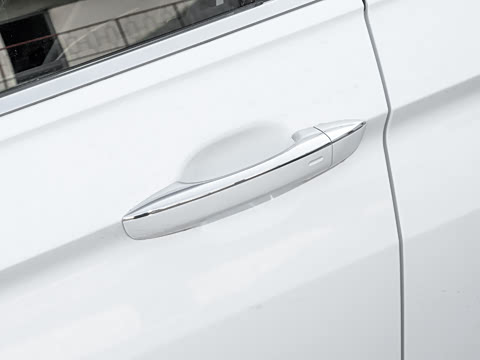 2026�� ���ڿ� 300TSI �Զ��������ڰ�