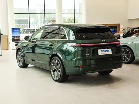 2025�� Max ���ܻ��°�