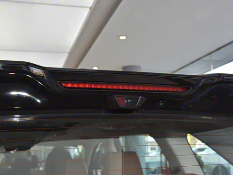 2025�� 2.0T PHEV ���������� 6��