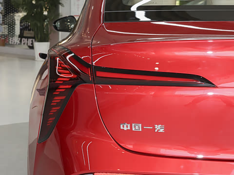 2025�� 550��