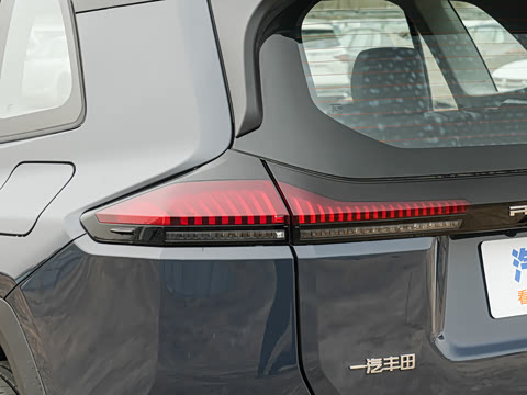 2026�� 2.0L ����������