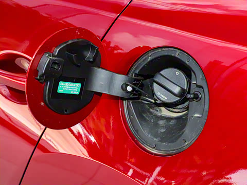 2025�� 2.0L �Զ����Ű�