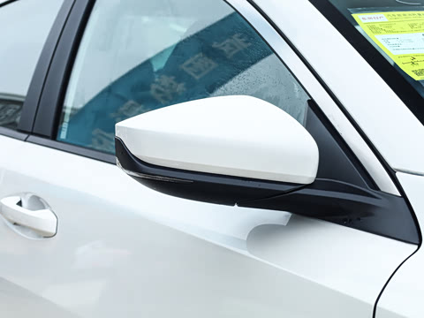 2026�� 1.6L CVT �����Ƽ���