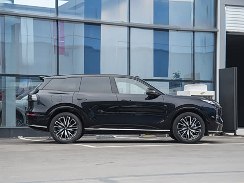 2025�� 215����������