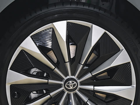 2026�� 710 Ultra�����״��