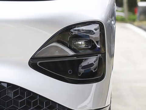 2026�� ���� 1704 Max