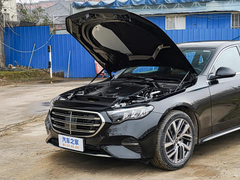 2026�� �Ŀ� E 300 L ʱ����