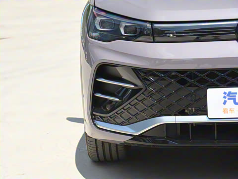 2025�� PRO 380TSI ���� R-Line �����